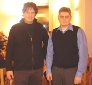 Pastor Röcker und Tobias Frommann (v.l.n.r.)