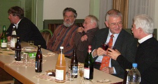 Pfarrer Müller im Gespräch